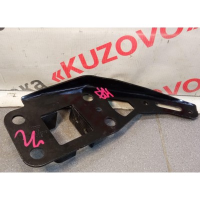 Кронштейн усилителя переднего бампера правый AUDI A6 [C6] 2004-2011 4F0805500B