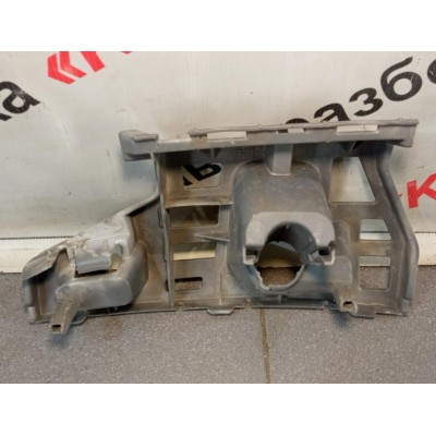 Кронштейн переднего бампера левый SKODA FABIA (2007>) 5J0807055A