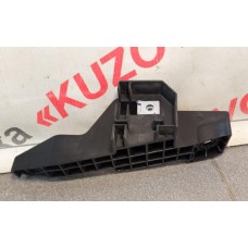 Кронштейн решетки жалюзи левый BMW X3 G01 C6732910