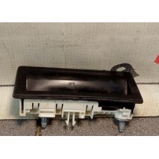 Кнопка открывания багажника VW TIGUAN (2007-2011)/GOLF V (2004-2009) 5N0827566T