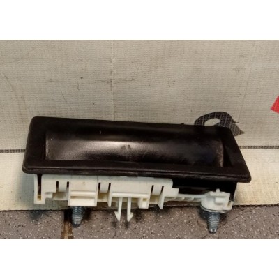 Кнопка открывания багажника VW TIGUAN (2007-2011)/GOLF V (2004-2009) 5N0827566T
