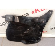 Брызговик передний правый Lexus LX 570 2007> 76621-60190