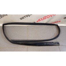 Уплотнитель стекла двери ЗАДНЕГО ПРАВОГО Geely Emgrand EC7 (FE-1/2) 2011-2016 1068002138