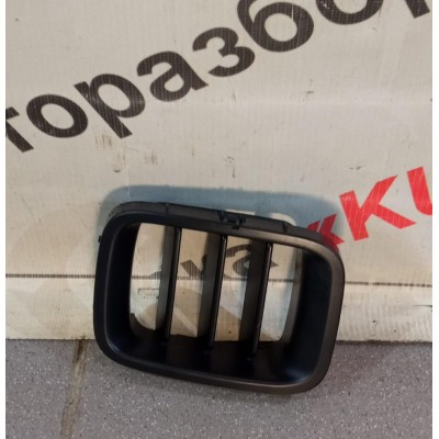 Решетка радиатора SUZUKI JIMNY FJ (1998>) 72112-81A00-5PK