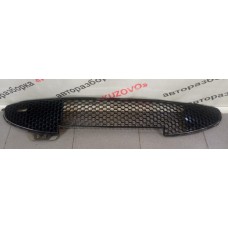 Решетка в бампер Peugeot 206  1998-2012 9648292577