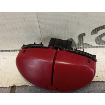 Кнопка аварийной сигнализации Peugeot 206 1998-2012 40377877
