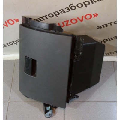 Бардачок FORD C-MAX (2003-2011) 3M51-R06044AH