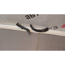 Накладка на молдинг ДВЕРИ ЗАДНЕЙ ПРАВОЙ VW TOUAREG (2002-2010) 7L0853192A