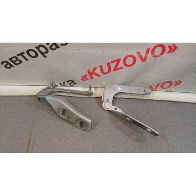 Петля капота левая FORD C-MAX (2003 >) 3M5116801AH