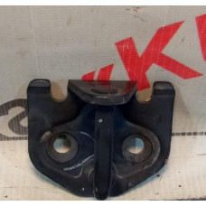 Ответная часть замка двери FORD C-MAX 2003-2010 Focus II 2008-2011 3M51R21982BF