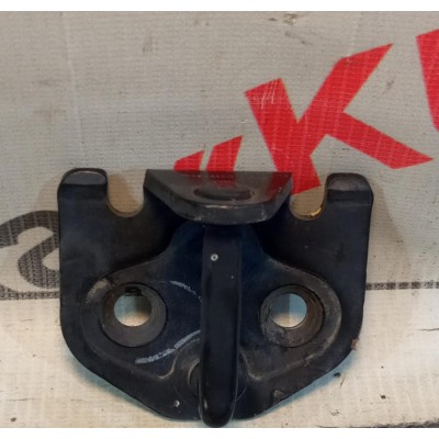 Ответная часть замка двери FORD C-MAX 2003-2010 Focus II 2008-2011 3M51R21982BF