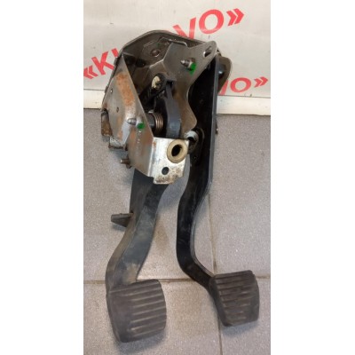 Блок педалей Peugeot 206 1998-2012 МКПП СЦЕПЛЕНИЕ+ ТОРМОЗ