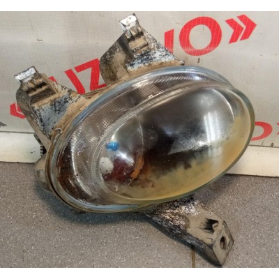 Фара противотуманная правая Peugeot 206 1998-2012 67742965