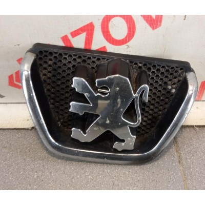 Эмблема Peugeot 206 1998-2012 9628688677
