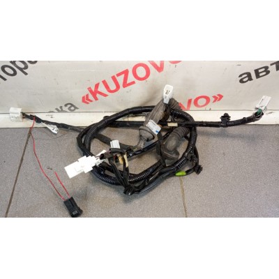 Провод MAZDA 3 (BK) (2002-2009) (КРЫШКИ БАГАЖНИКА) BN8V-67-06YB