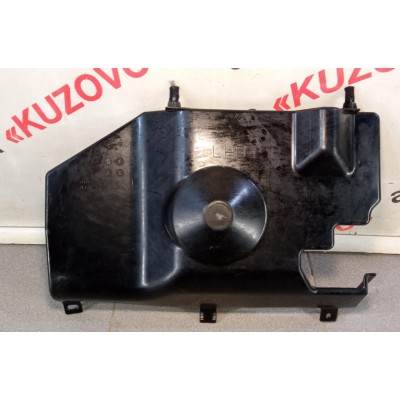 Накладка (кузов внутри) ПОД ТОПРЕДО ПРАВАЯ MITSUBISHI ASX 2010> 8002A052