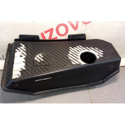 Накладка (кузов внутри) ПОД НОГУ MITSUBISHI ASX 2010> OUTLANDER XL (CW) (2006-2012) 7655A010