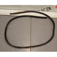 Уплотнитель лобового стекла TOYOTA LAND CRUISER PRADO [120] (2002-2009) 56117-60080