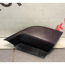 Заглушка буксировочного крюка ПРАВАЯ TOYOTA RAV 4 (2013>) 53285-42100