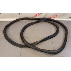 Уплотнитель багажника Volkswagen Passat (В7)  2011-2014 Passat (B6)  2005-2010г 3C9827705