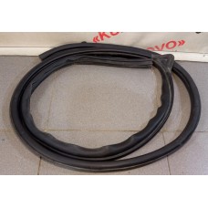 Уплотнитель двери проем задней левой Mazda Mazda 3 (BK) 2002-2009