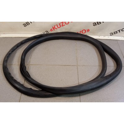 Уплотнитель двери проем ЗАДНЕЙ ЛЕВОЙ Volvo S40 2004-2012 30799624