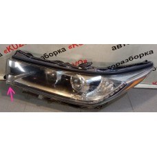 Фара левая Toyota Highlander III 2013-2019 81150-0E190