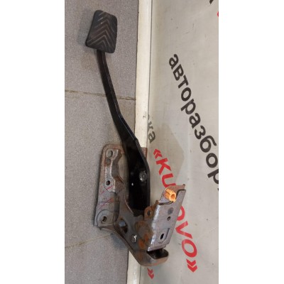 Педаль тормоза Mitsubishi ASX 2010> Outlander XL (CW) 2006-2012 МКПП 4620A291