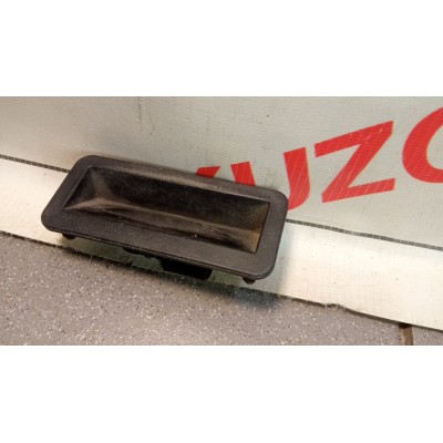 Кнопка открывания багажника Ford C-MAX 2003-2010 Ford C-MAX 2010-2019 Ford Fiesta 2008-2019 Ford Focus II 2005-2008 Ford Focus II 2008-2011 Ford Focus III 2011-2019 Ford Kuga 2008-2012 Ford Mondeo IV 2007-2015 6M5119B514AD