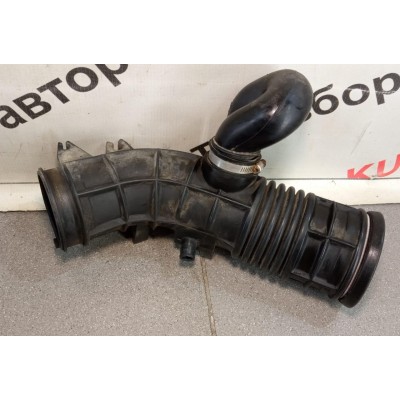 Патрубок воздушного фильтра Honda CR-V 1996-2002 17228P3F000