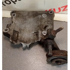 Кронштейн кондиционера Honda CR-V 1996-2002 38930-P7J-000