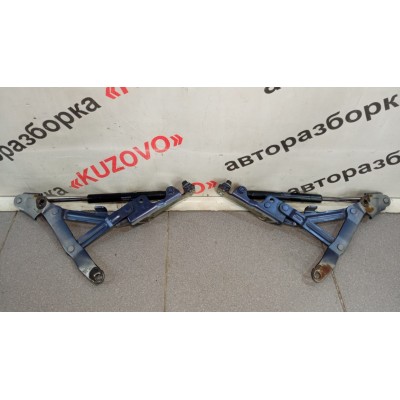 Амортизатор крышки багажника СЕДАН ЛЕВЫЙ MITSUBISHI LANCER (CX,CY) (2007>) 5925A001