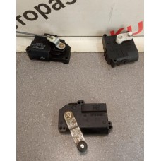 Моторчик заслонки отопителя HONDA CR-V (1996-2002) 063700-6641
