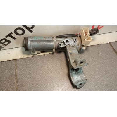 Замок зажигания Toyota Corolla E10 1992-1997 4528012220