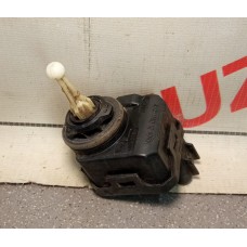 Моторчик корректора фары Mitsubishi Carisma (DA) 1999-2003 MR245725 00787833