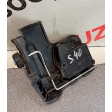Активатор замка крышки бензобака Volvo S40  2001-2004 30899697