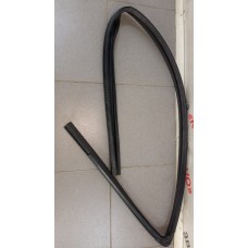 Уплотнитель стекла двери ПЕРЕДНЕЙ ПРАВОЙ Chevrolet Aveo (T250/T255) 2005-2011 96541778