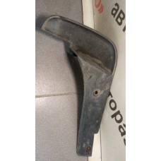 Брызговик передний правый TOYOTA COROLLA E12 (2001-2006) 76621-02110