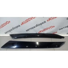 Накладка лобового стекла  левая SKODA FABIA (2007>)  5J6853263A