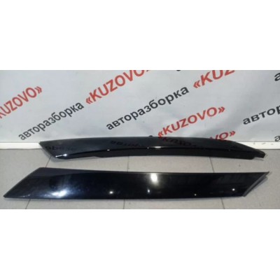 Накладка лобового стекла  левая SKODA FABIA (2007>)  5J6853263A