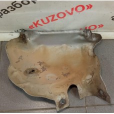 Экран тепловой ВЫПУСКНОГО КОЛЛЕКТОРА VAZ LADA LARGUS (2011>) Renault Megane II 2003-2009 Renault Logan 2005-2014 Renault Duster 2010-2021 8200486291
