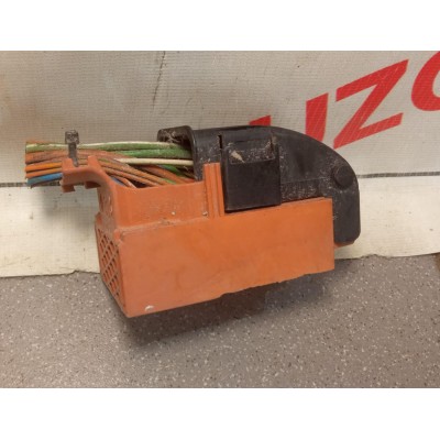 Разъем блока управления двс FORD FOCUS II (2005-2008) 321606238