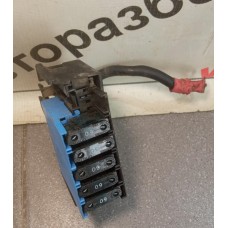 Блок предохранителей Opel Omega B  1995-1999 964730-1