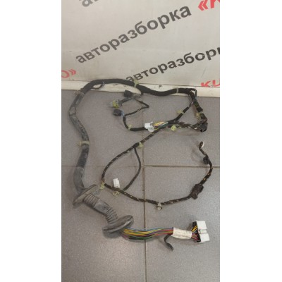 Проводка (коса) Mitsubishi Space Star 1998-2004 MR359928