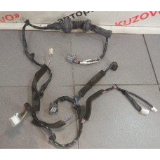 Проводка (коса) ПЕРЕДНЕЙ ПРАВОЙ ДВЕРИ Mitsubishi Outlander (CU) 2003-2009 8512A370
