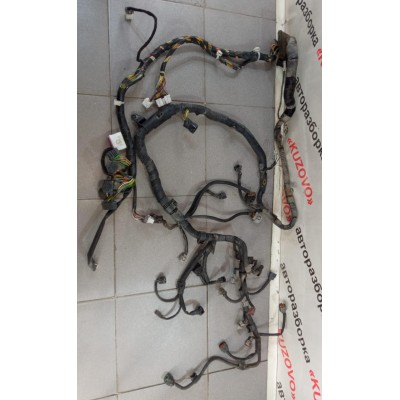 Проводка (коса) подкапотная 1.6 Mitsubishi Space Star 1998-2004 MR583697