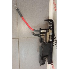 Блок предохранителей АККУМУЛЯТОРА Chevrolet Cruze 2009-2016 Chevrolet Orlando 2011-2015 96889385