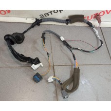Проводка (коса) ПЕРЕДНЕЙ ПРАВОЙ ДВЕРИ NISSAN TIIDA (C11) (2007-2014) 24124-EM00A