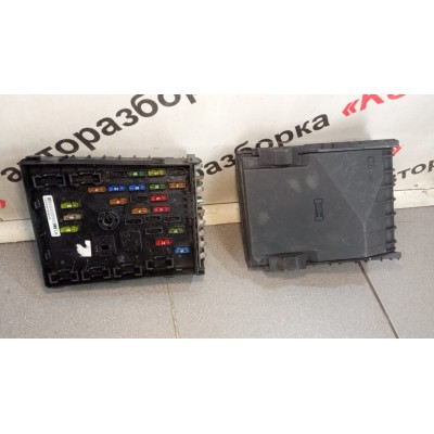 Блок предохранителей МОТОРНЫЙ VW PASSAT [B6] 2005-2010 3C0937125