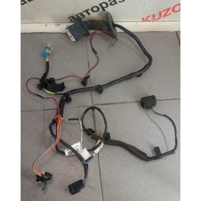 Проводка (коса) ПЕРЕДНЕЙ ПРАВОЙ ДВЕРИ GEELY EMGRAND (2008>)1067001189 1067001149